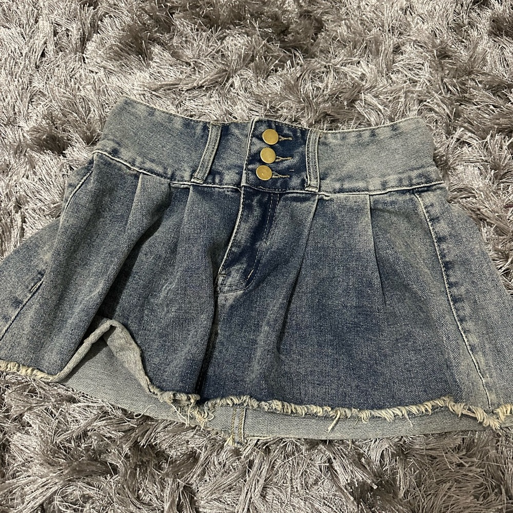 Denim skirt